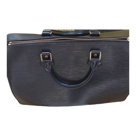 Louis Vuitton Black Epi Speedy ♥️ GORGEOUS LADY!! Authentic and Clean😍 - Picture 2 of 13